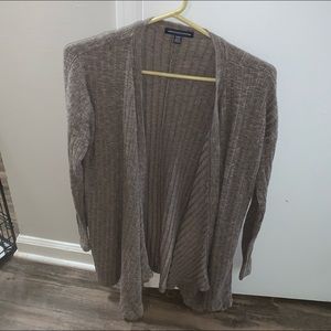 American Eagle Sweater Cardigan
